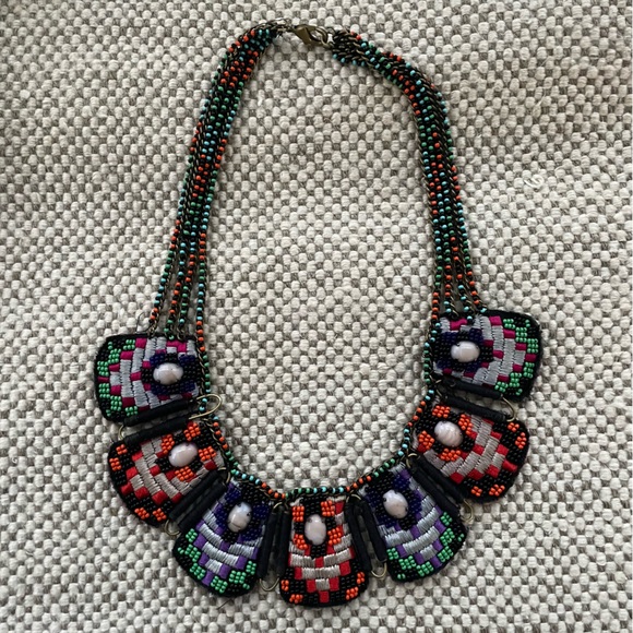 Beaded and embroidered necklace - Picture 1 of 4